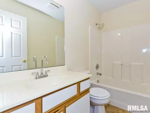 4004 Mccormick Dr, Springfield, IL 62707 photo 16