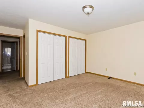 4004 Mccormick Dr, Springfield, IL 62707 photo 12