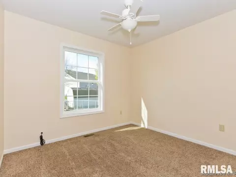 4004 Mccormick Dr, Springfield, IL 62707 photo 9