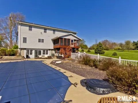 3870 Wagon Trl, Springfield, IL 62712 photo 2