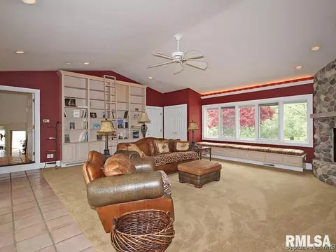 120 S Fox Mill Ln, Springfield, IL 62712 photo 18
