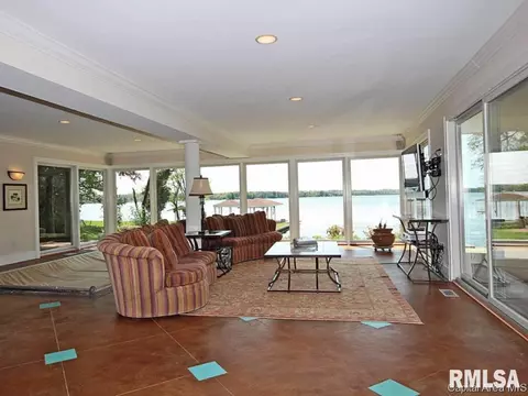 120 S Fox Mill Ln, Springfield, IL 62712 photo 7