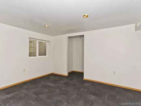 516 Jackson Street St, Riverton, IL 62561 photo 14