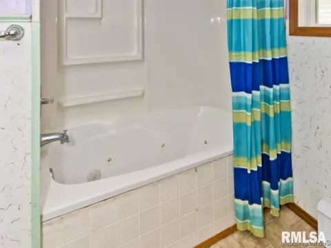 516 Jackson Street St, Riverton, IL 62561 photo 13