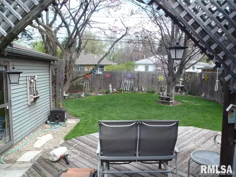 10 W Grand Ct, Springfield, IL 62704 photo 5