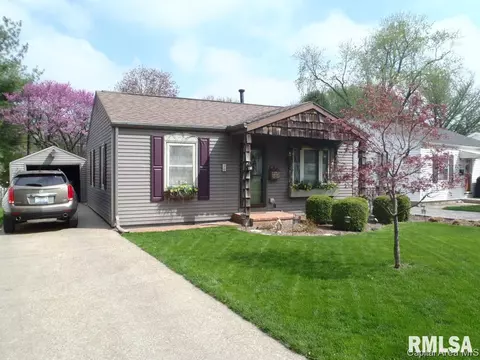 10 W Grand Ct, Springfield, IL 62704 photo 1