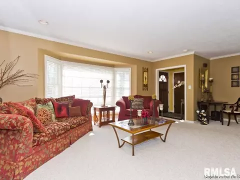 2101 S Walnut St, Springfield, IL 62704 photo 8