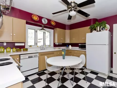 2101 S Walnut St, Springfield, IL 62704 photo 13