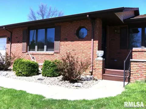 2525 Raleigh Rd, Springfield, IL 62704 photo 3
