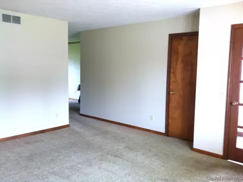2525 Raleigh Rd, Springfield, IL 62704 photo 9