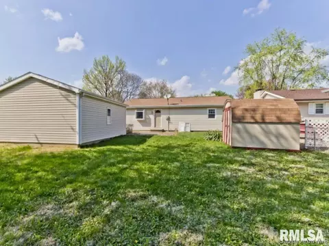 2928 Selkirk Rd, Springfield, IL 62702 photo 9