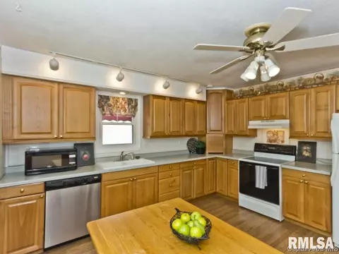 2928 Selkirk Rd, Springfield, IL 62702 photo 21