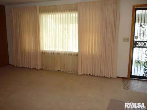 1514 N Macarthur, Springfield, IL 62702 photo 9
