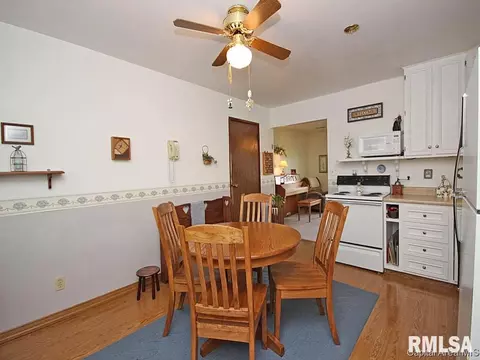 2720 Selkirk Rd, Springfield, IL 62702 photo 9