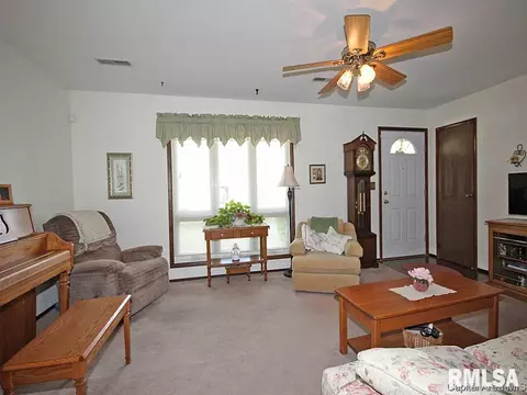 2720 Selkirk Rd, Springfield, IL 62702 photo 3