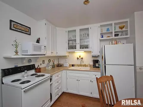 2720 Selkirk Rd, Springfield, IL 62702 photo 11