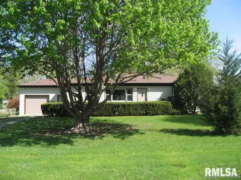 109 Circle Dr, Springfield, IL 62703 photo 1