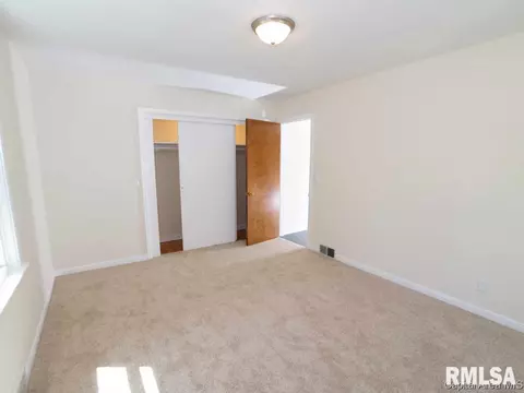 109 Circle Dr, Springfield, IL 62703 photo 32