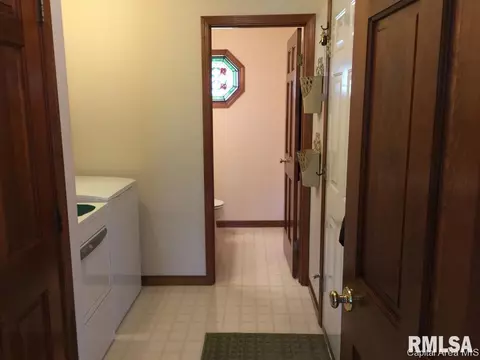 2305 Silver Mill Ct, Springfield, IL 62704 photo 12