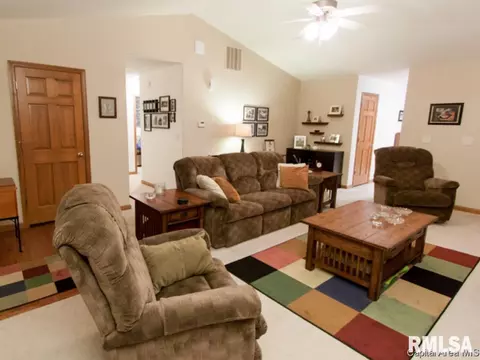 1711 Plover Rd, Springfield, IL 62711 photo 4