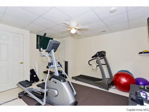 2728 Dickens, Springfield, IL 62707 photo 34