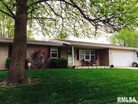 2309 Dunwich, Springfield, IL 62702 photo 1