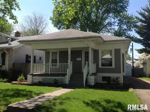 2005 Holmes, Springfield, IL 62704 photo 2