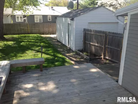 2005 Holmes, Springfield, IL 62704 photo 22