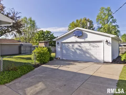 2702 Huntington Rd, Springfield, IL 62703 photo 23