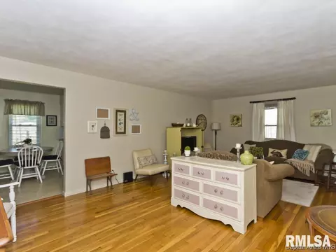 2702 Huntington Rd, Springfield, IL 62703 photo 5