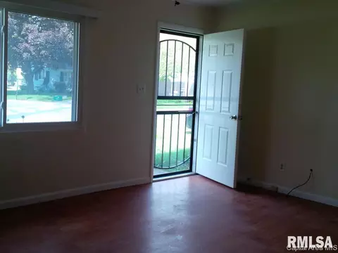 22 Ridge Ct, Springfield, IL 62703 photo 3