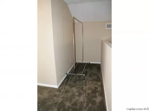 2032 S State St, Springfield, IL 62704 photo 14