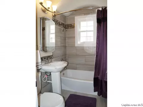 2032 S State St, Springfield, IL 62704 photo 17