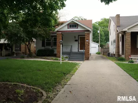 2032 S State St, Springfield, IL 62704 photo 1