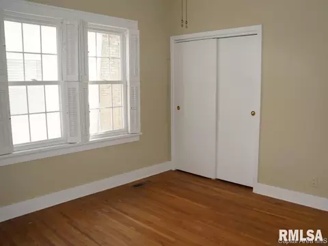 2032 S State St, Springfield, IL 62704 photo 15