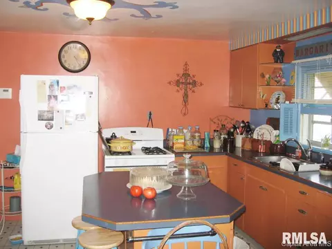 2157 S 14th St, Springfield, IL 62703 photo 4
