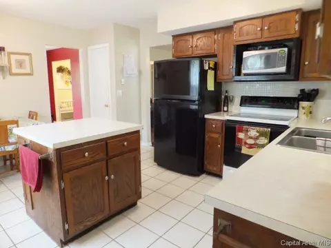 79 Bellerive Rd, Springfield, IL 62704 photo 7