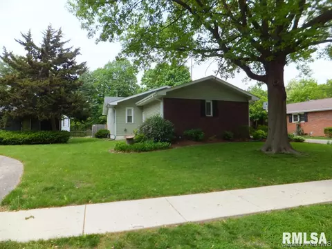 79 Bellerive Rd, Springfield, IL 62704 photo 2