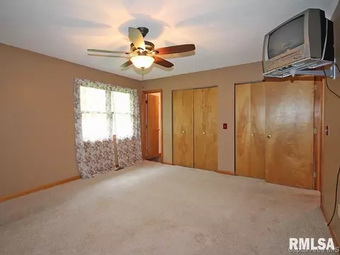 58 Holliday, Springfield, IL 62702 photo 9