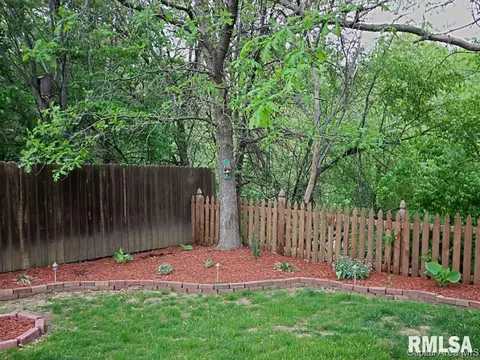 58 Holliday, Springfield, IL 62702 photo 14