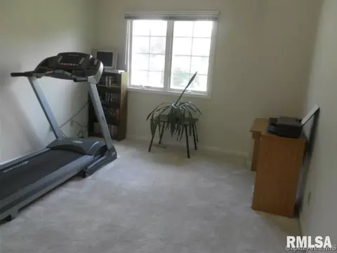 499 W Wright St, Virden, IL 62690 photo 13
