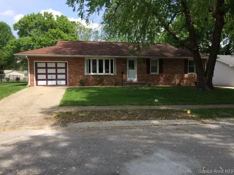 92 Danbury Dr, Springfield, IL 62704 photo 1