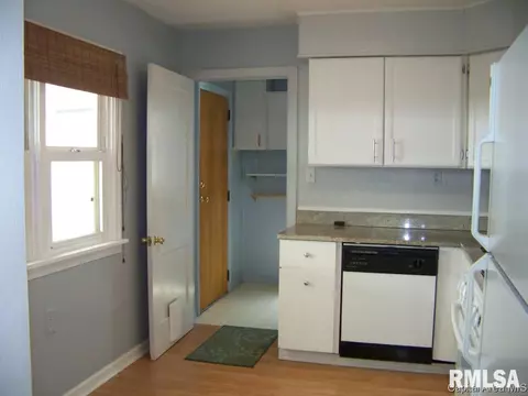 3046 S 3rd St, Springfield, IL 62703 photo 9
