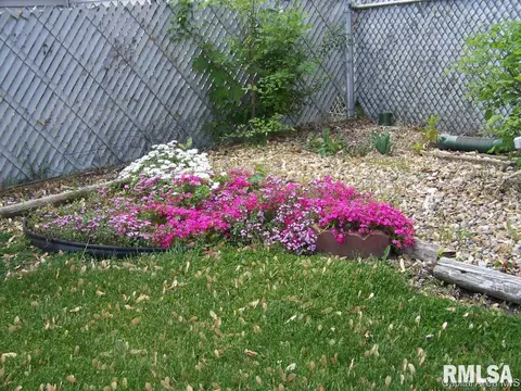 3046 S 3rd St, Springfield, IL 62703 photo 23