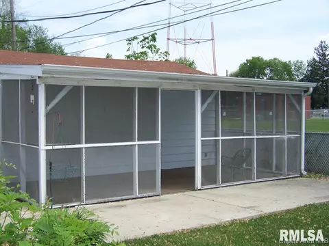 3046 S 3rd St, Springfield, IL 62703 photo 24