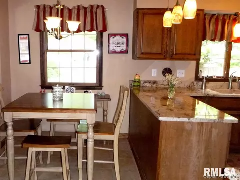 3312 Forsyth Dr, Springfield, IL 62704 photo 7