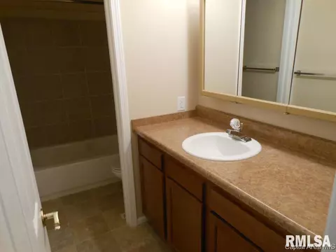 16 Oakbend, Springfield, IL 62704 photo 17