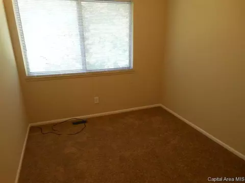 16 Oakbend, Springfield, IL 62704 photo 13