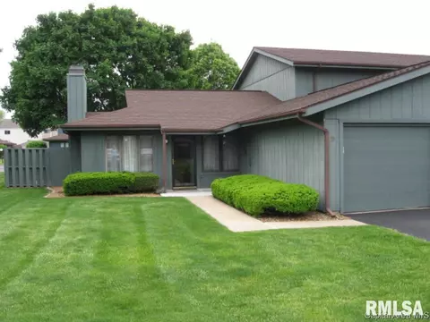 9 Brookside Pl, Springfield, IL 62704 photo 2