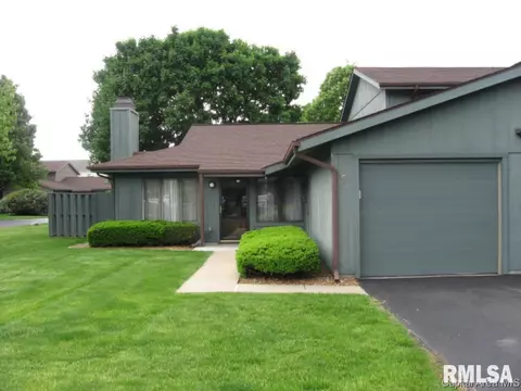 9 Brookside Pl, Springfield, IL 62704 photo 1